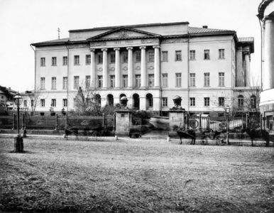 Университет (новое здание) на Моховой