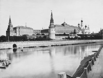 Кремль с Замоскворецкой набережной от Каменного моста